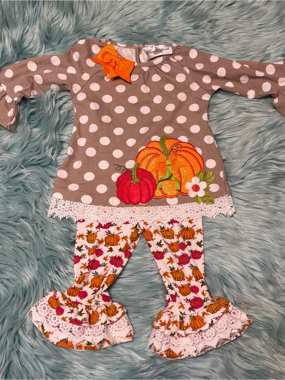 Rare Editions Gray Polka Dot Pumpkin Applique Outfit with Orange Bow